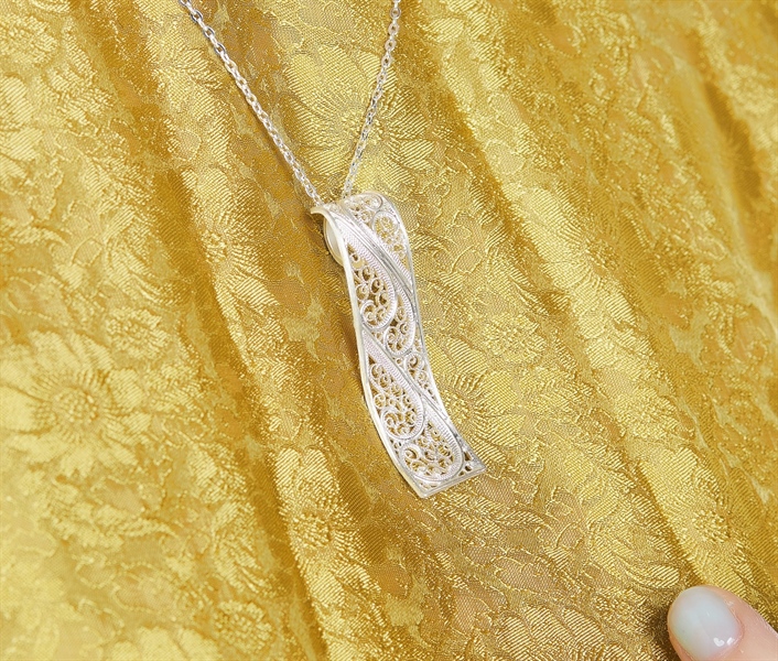 a6db27eed0484fdfb9bc56fa6d4d2f30